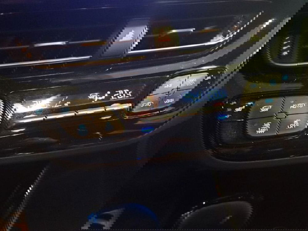Toyota Toyota C-HR usata a Vicenza (12)