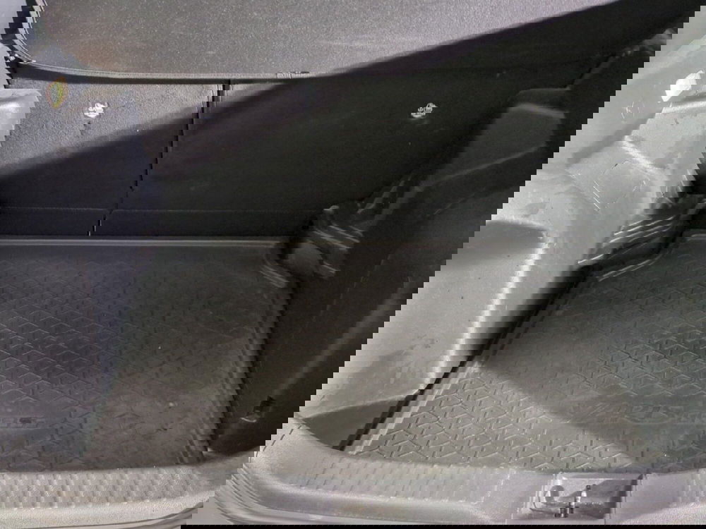 Toyota Yaris Cross usata a Milano (10)