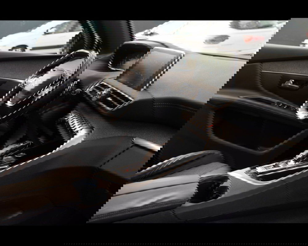 Peugeot 3008 usata a Venezia (13)