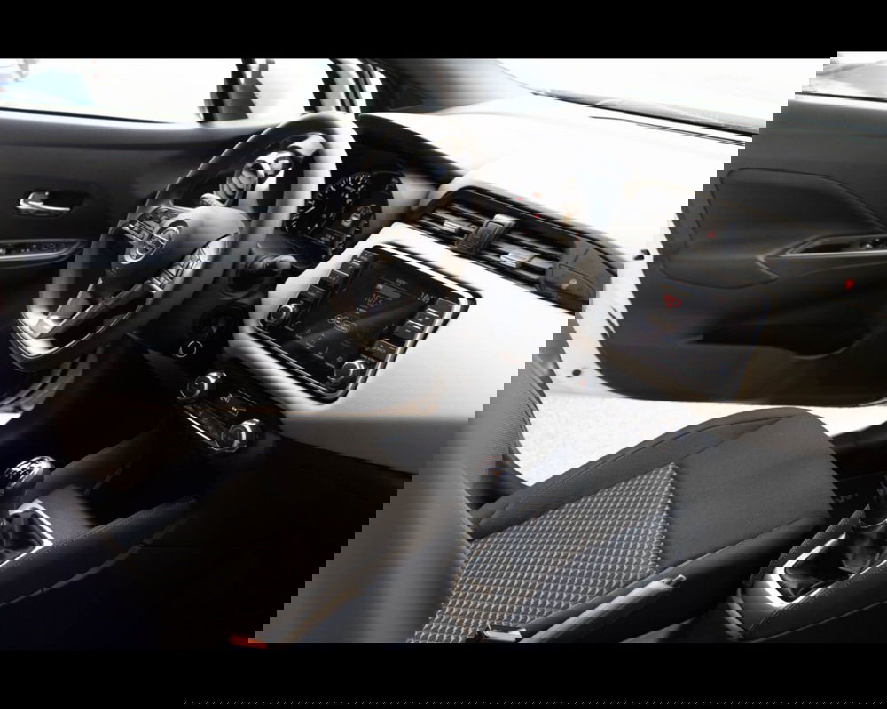 Nissan Micra usata a Treviso (13)