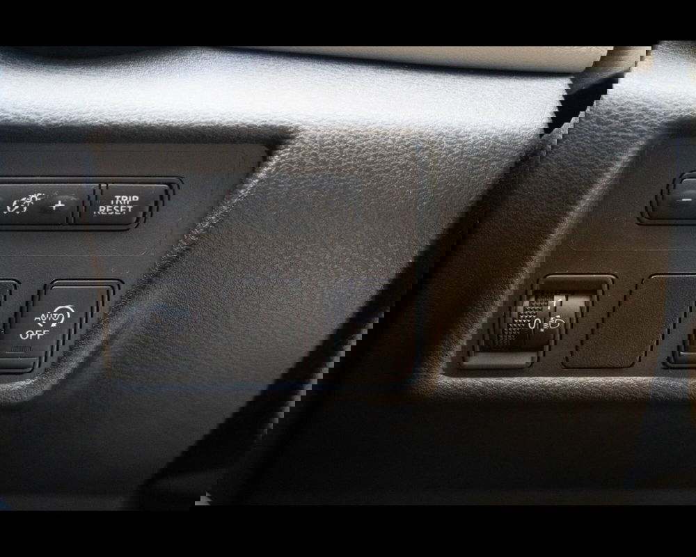 Nissan Micra usata a Treviso (19)