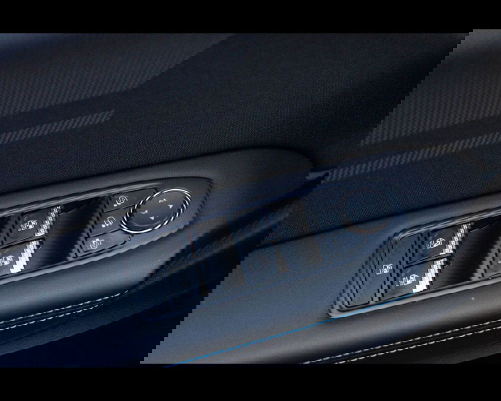 Renault Symbioz nuova a Treviso (16)