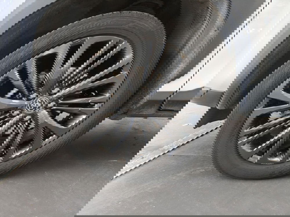 Toyota Yaris Cross usata a Roma (19)