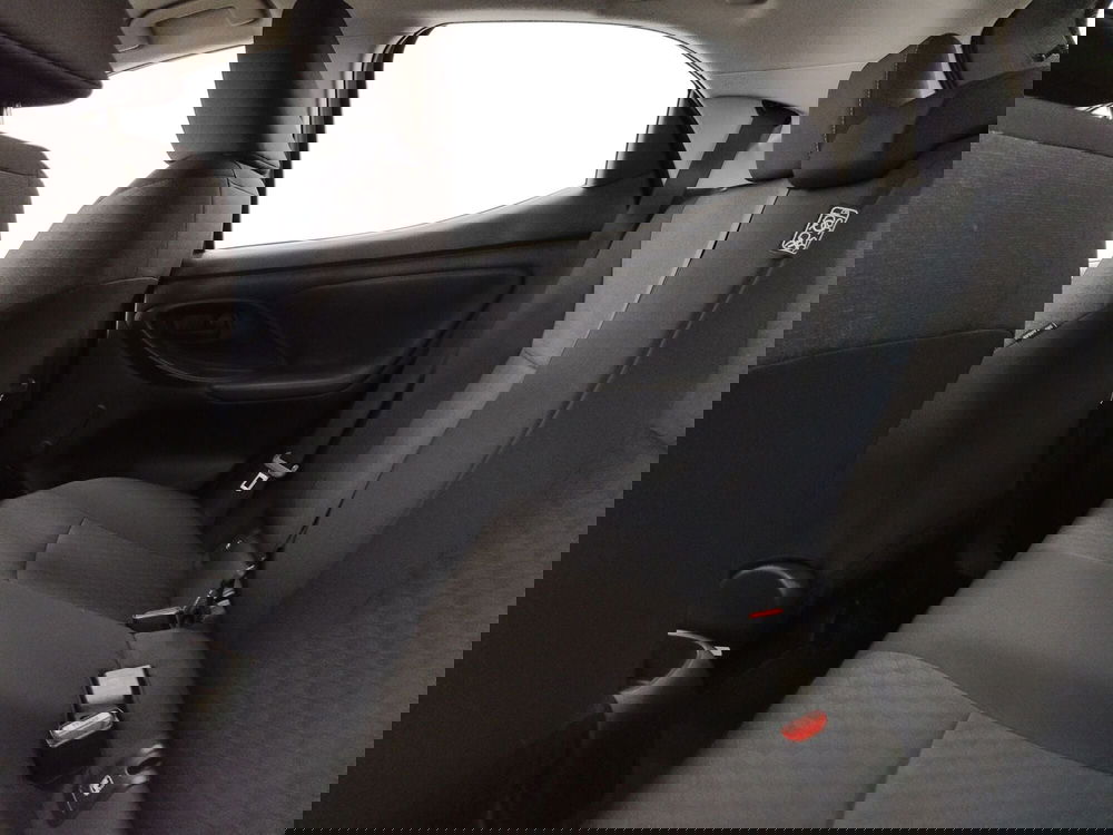 Toyota Yaris usata a Roma (15)