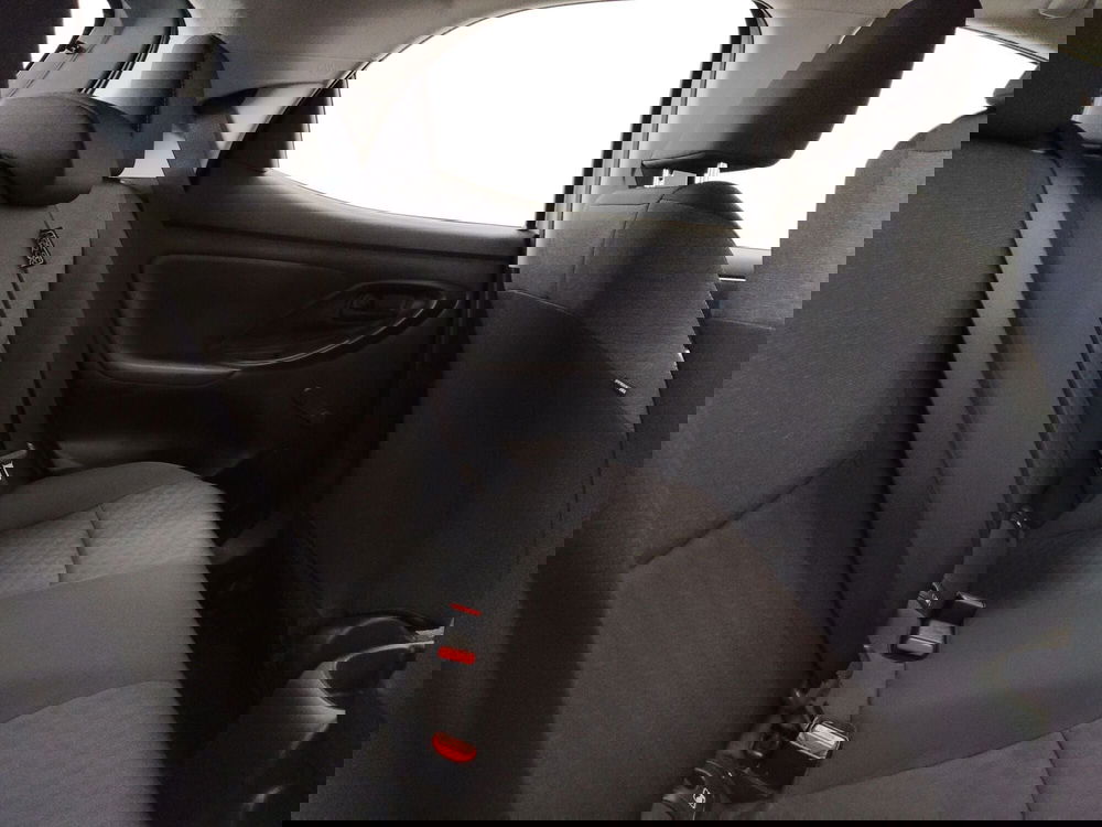 Toyota Yaris usata a Roma (8)