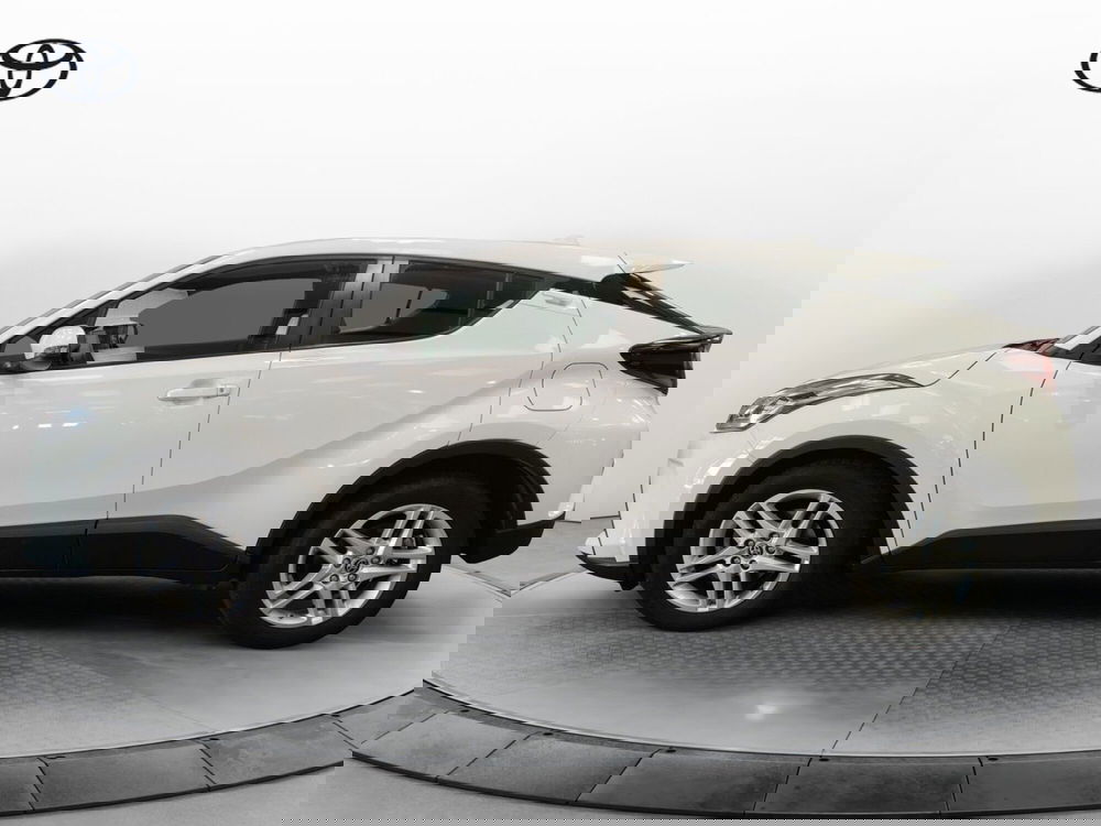 Toyota Toyota C-HR usata a Frosinone (2)