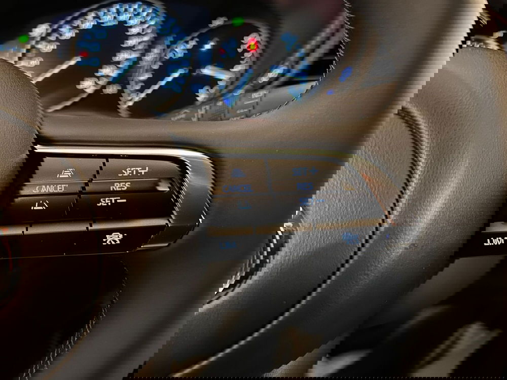 Mazda CX-30 nuova a Pavia (10)