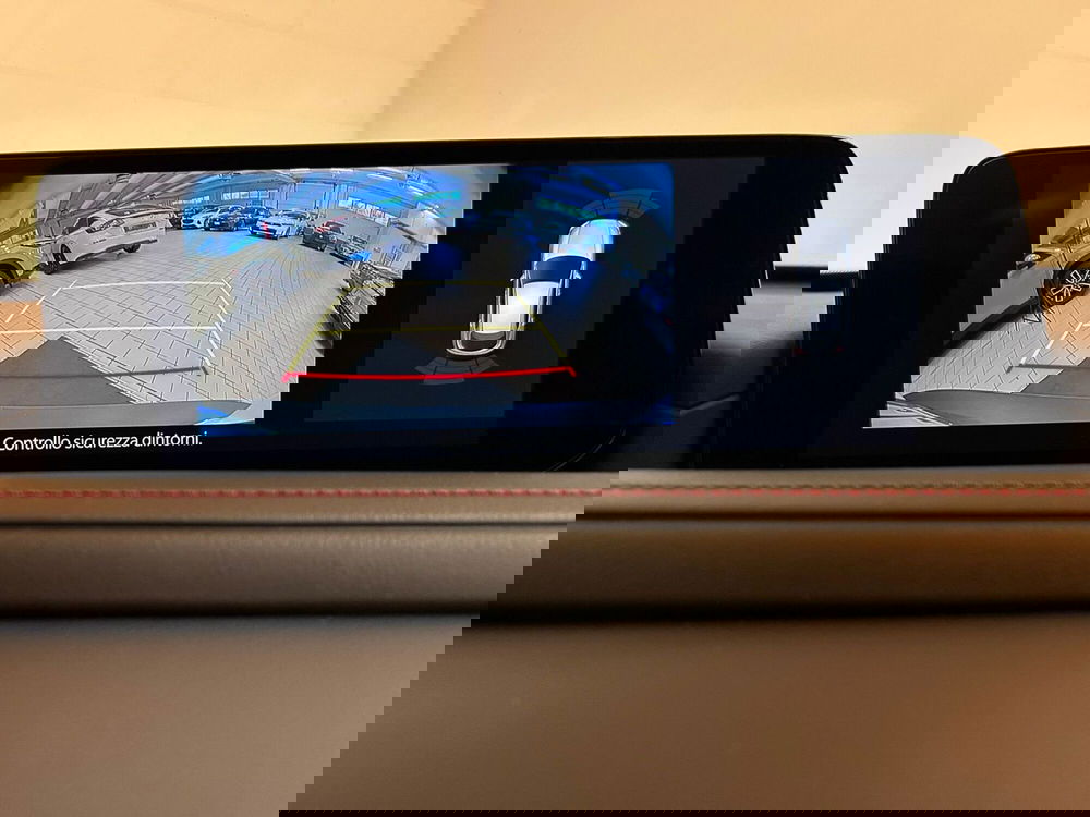 Mazda CX-30 nuova a Pavia (12)