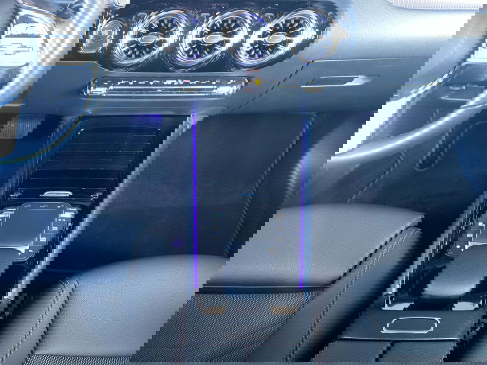 Mercedes-Benz EQA usata a Bergamo (13)