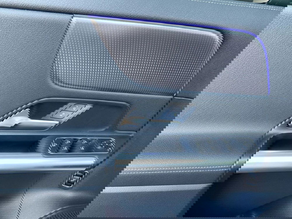 Mercedes-Benz EQA usata a Bergamo (16)