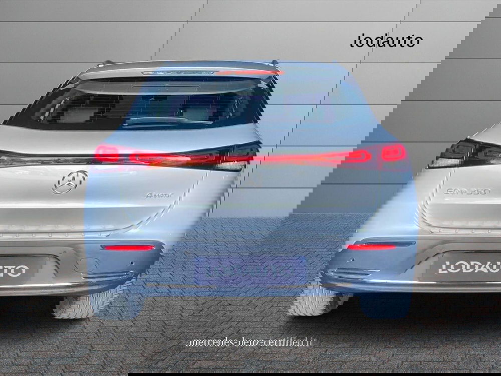 Mercedes-Benz EQA usata a Bergamo (4)