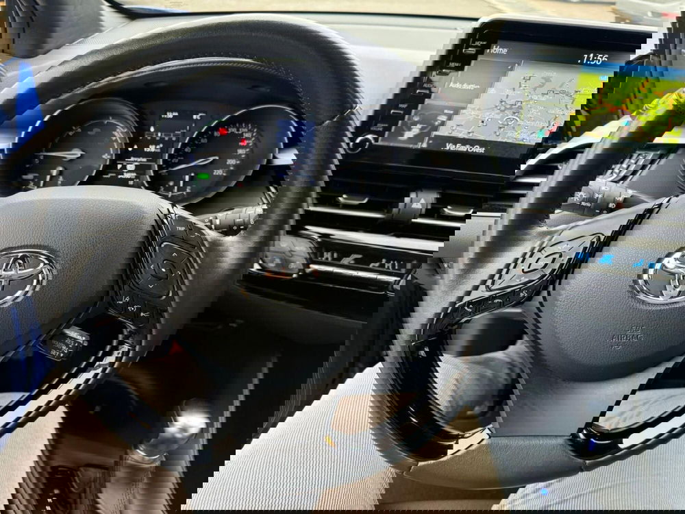 Toyota Toyota C-HR usata a Modena (11)