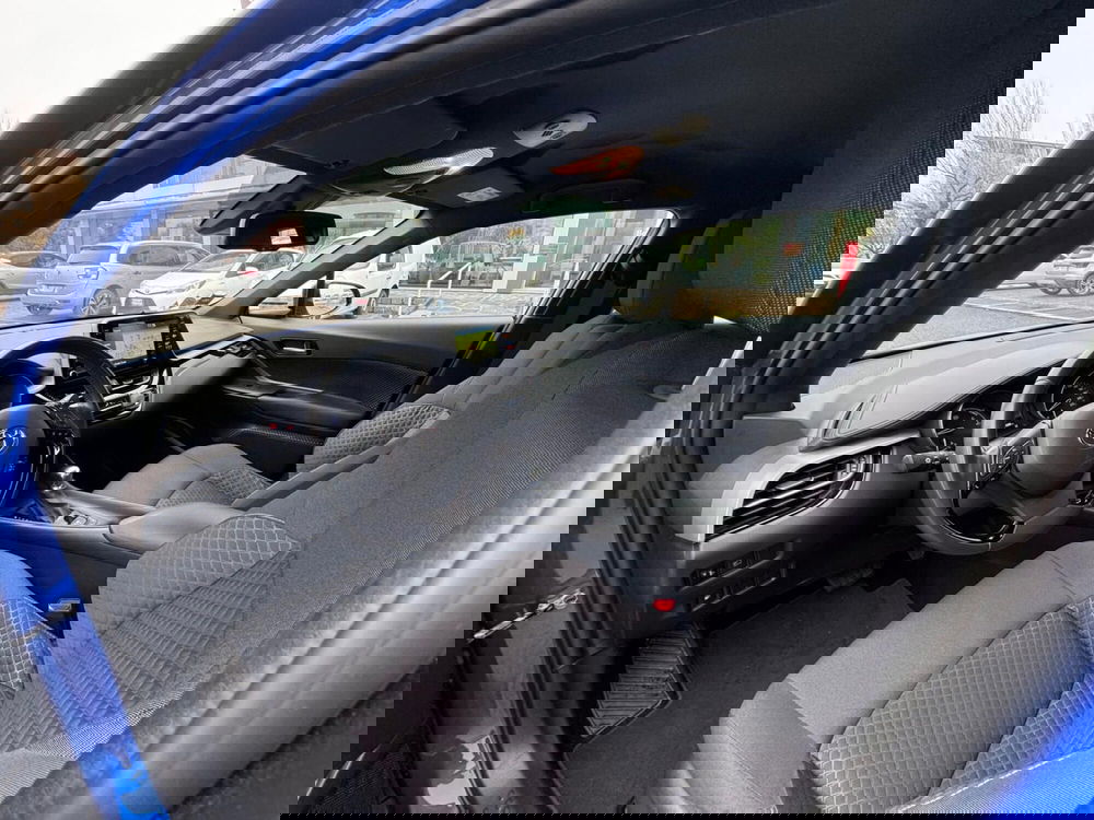 Toyota Toyota C-HR usata a Modena (12)