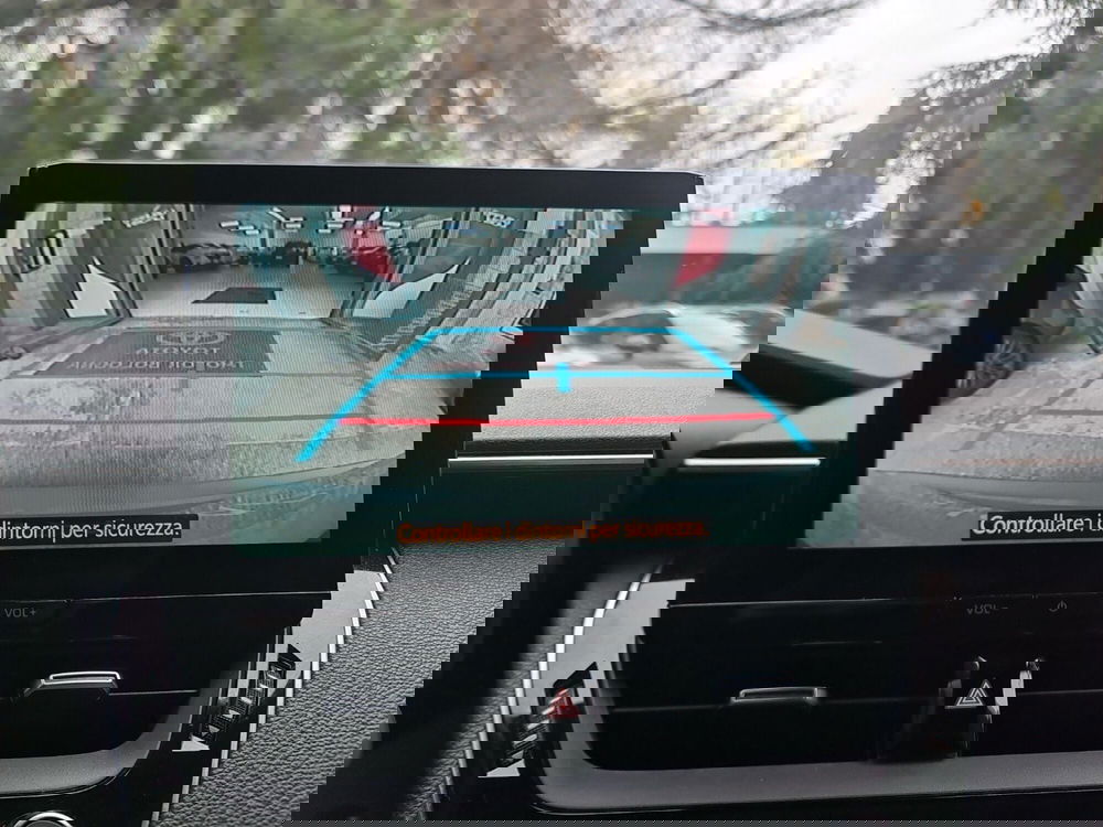 Toyota Corolla Touring Sports usata a Bologna (13)