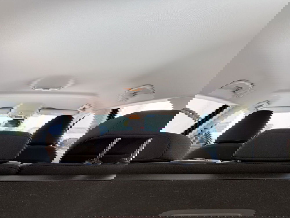 Peugeot 308 SW usata a Latina (15)