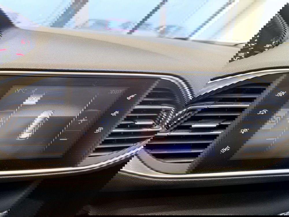 Peugeot 308 SW usata a Latina (16)