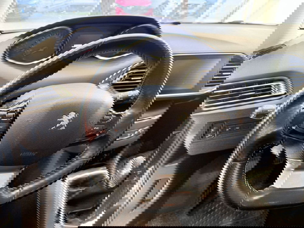 Peugeot 308 SW usata a Latina (20)