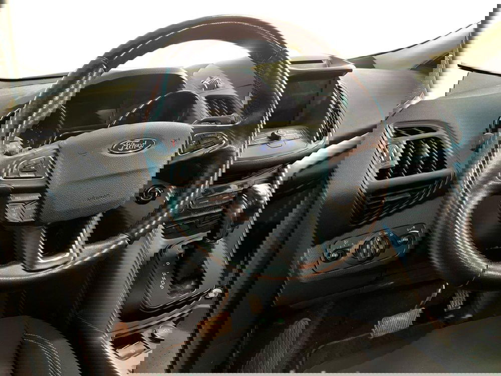 Ford Kuga usata a Bari (10)