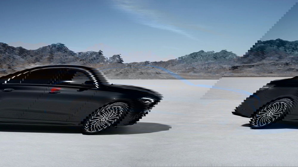 Mercedes-Benz Classe C nuova a Pescara (5)