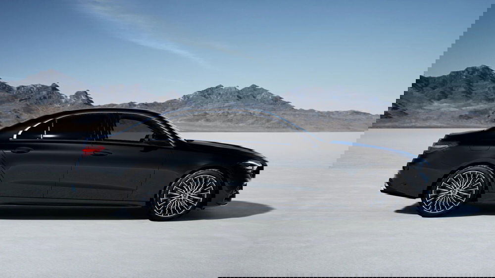 Mercedes-Benz Classe C nuova a Pescara (5)