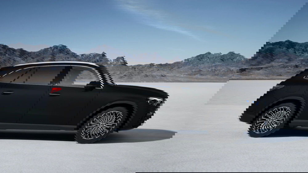 Mercedes-Benz GLC SUV nuova a Pescara (5)