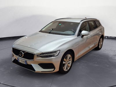 Volvo V60 B4 (d) Geartronic Momentum Business Pro del 2021 usata a Como