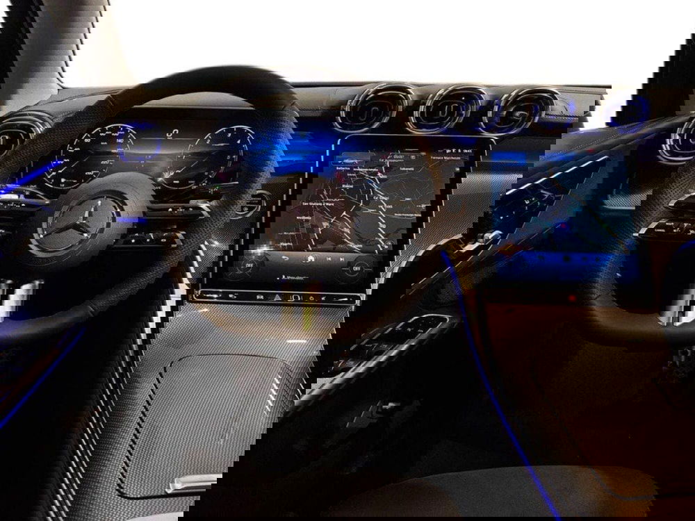 Mercedes-Benz GLC SUV nuova a Rimini (12)