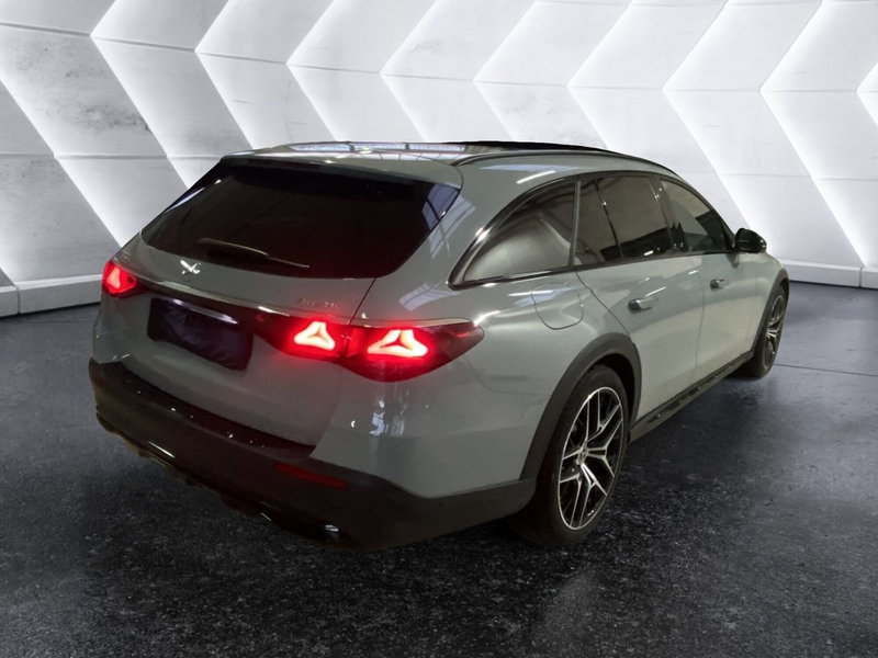 Mercedes-Benz Classe E Station Wagon usata a Napoli (4)