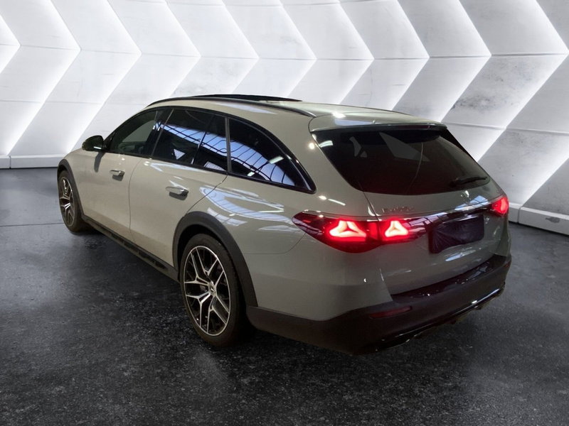 Mercedes-Benz Classe E Station Wagon usata a Napoli (7)