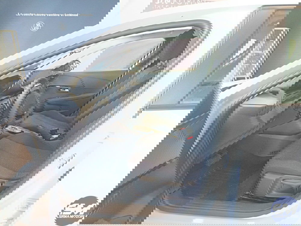 Peugeot 208 nuova a Siena (12)