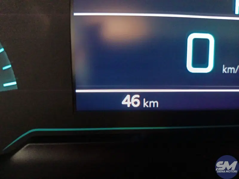 Peugeot 208 nuova a Siena (17)