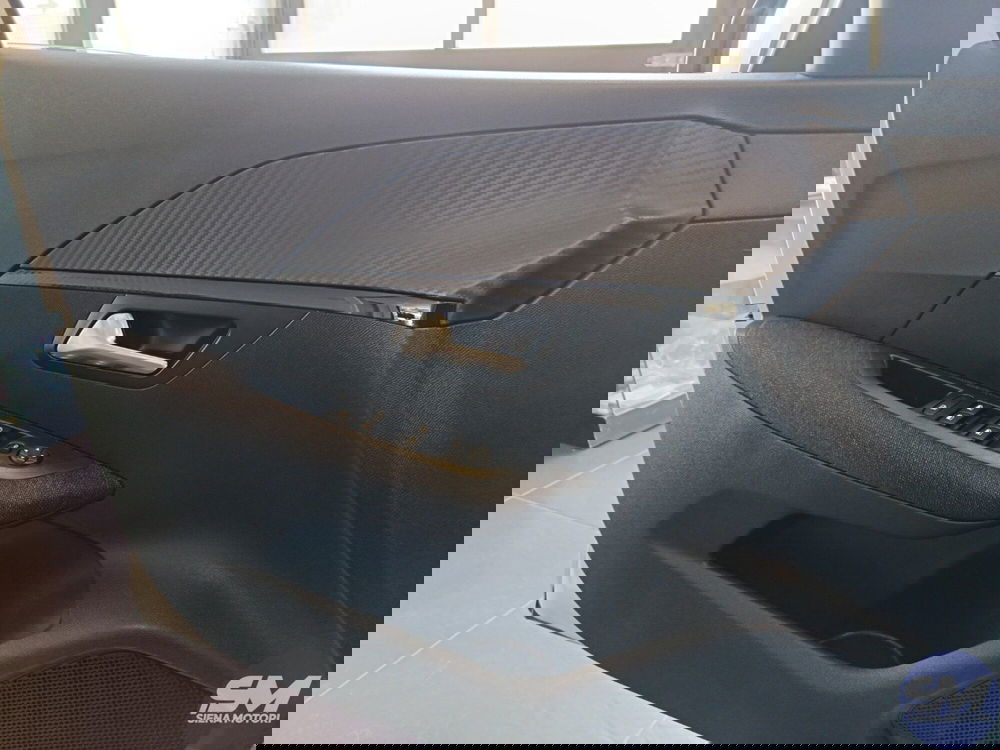 Peugeot 208 nuova a Siena (20)