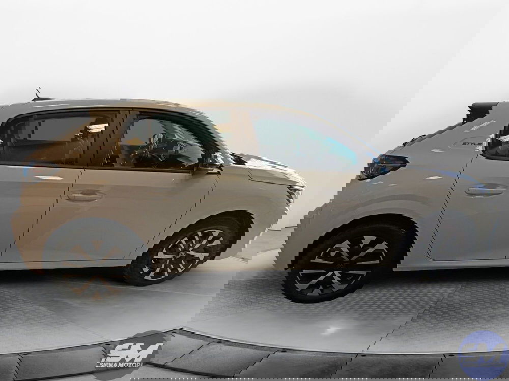 Peugeot 208 nuova a Siena (7)