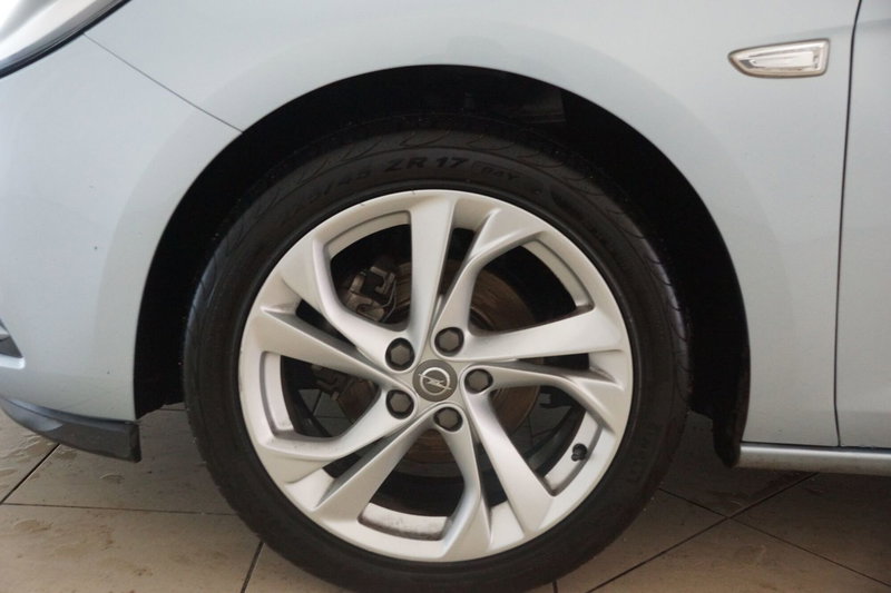 Opel Astra Station Wagon usata a Torino (18)