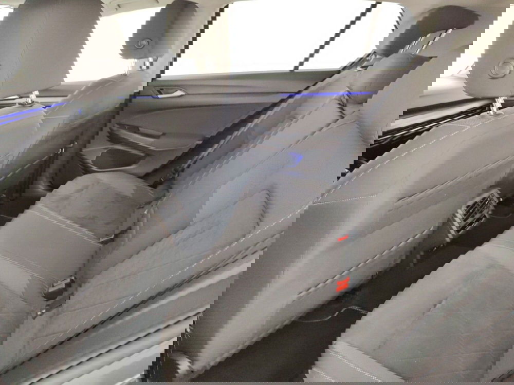 Volkswagen Golf usata a Massa-Carrara (11)