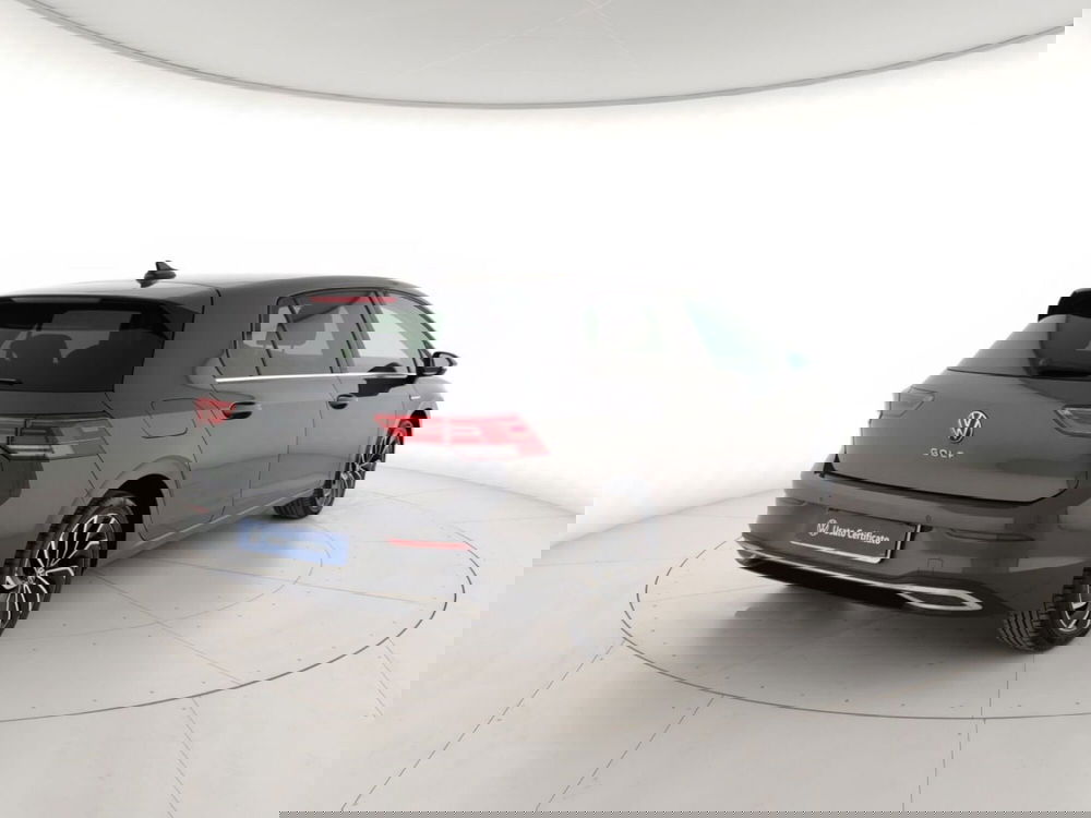 Volkswagen Golf usata a Massa-Carrara (3)