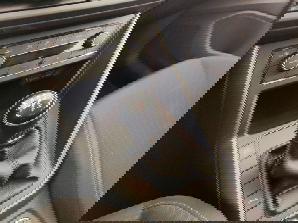 Volkswagen Polo usata a Massa-Carrara (10)