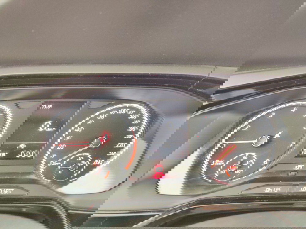 Volkswagen Polo usata a Massa-Carrara (14)