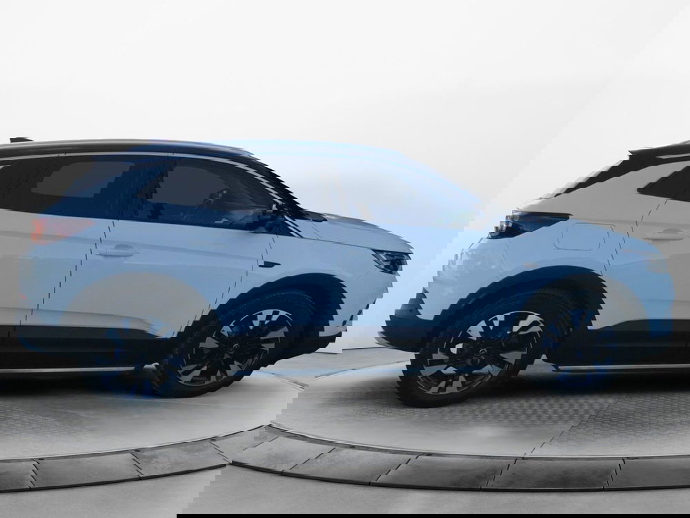 Opel Grandland X usata a Taranto (7)