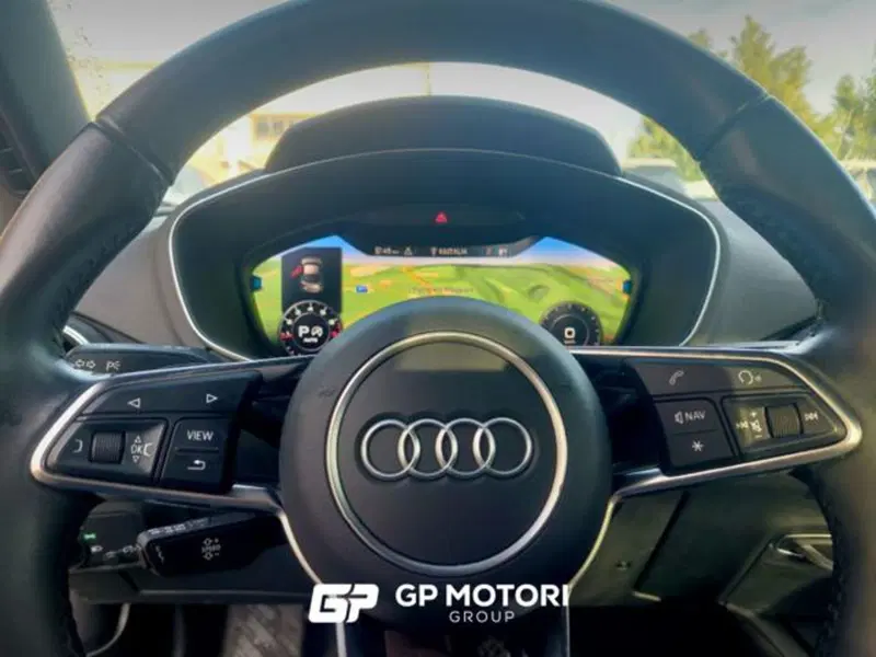 Audi TT Coupé usata a Caserta (13)