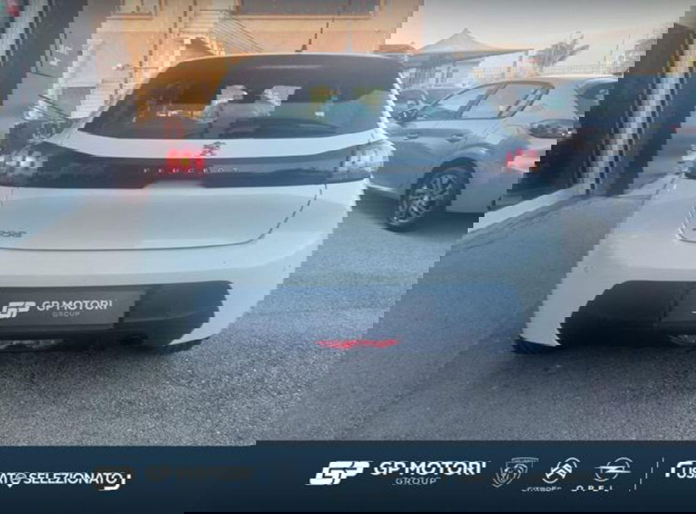 Peugeot 208 usata a Caserta (4)