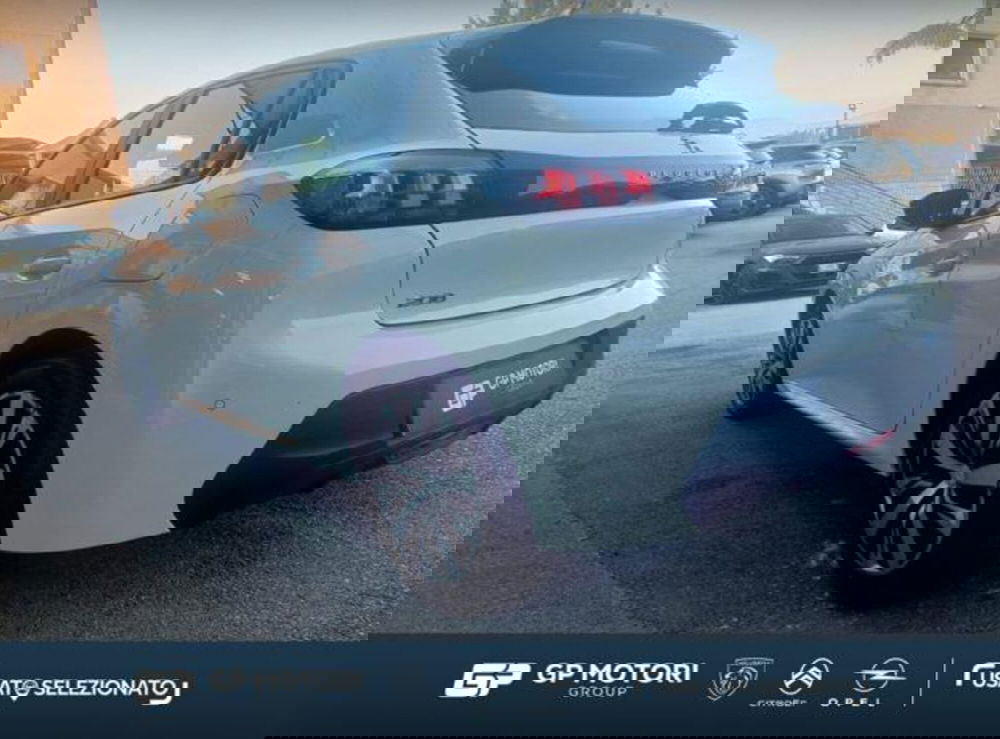 Peugeot 208 usata a Caserta (7)