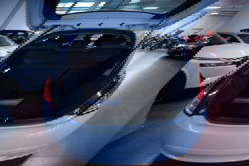 Lancia Ypsilon usata a Torino (13)