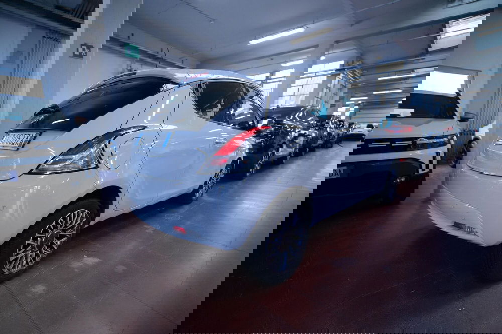 Lancia Ypsilon usata a Torino (3)