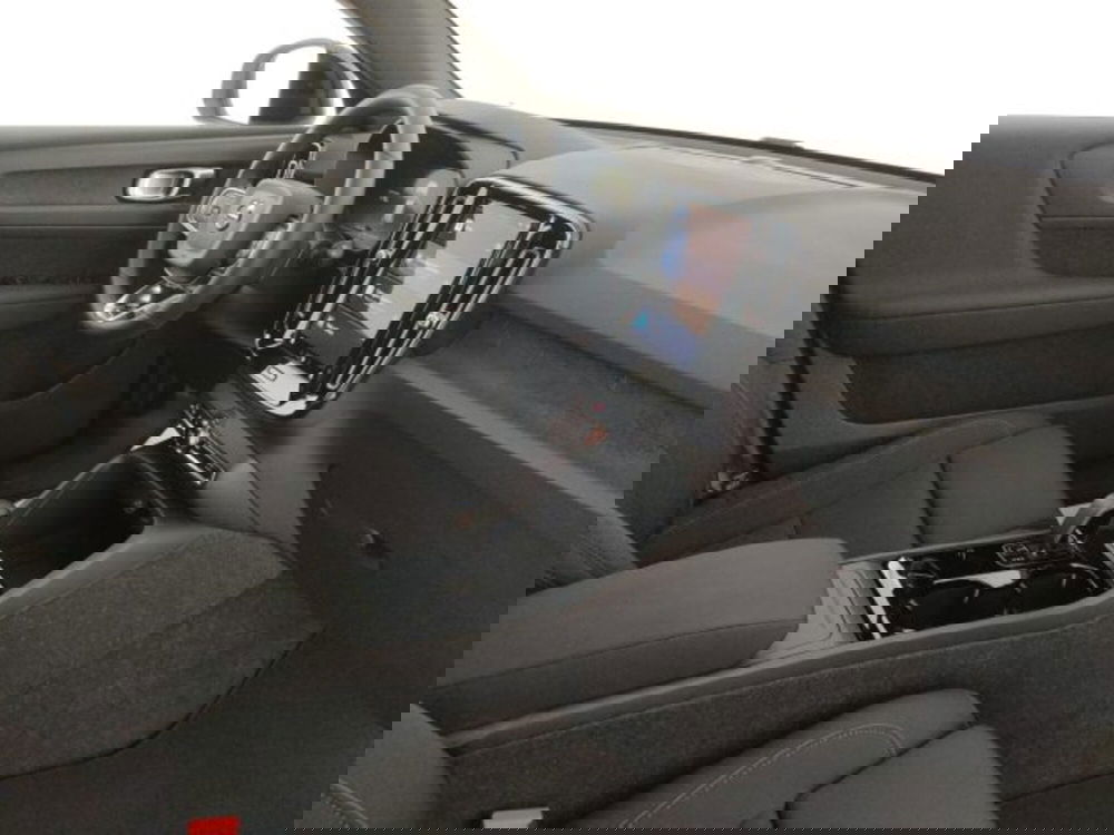 Volvo XC40 nuova a Modena (13)