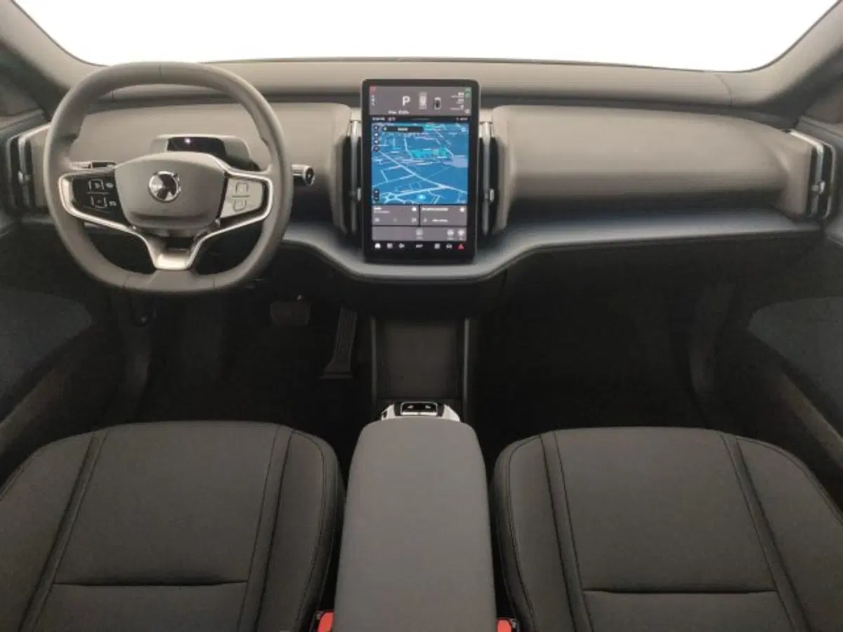 Volvo EX30 nuova a Modena (13)