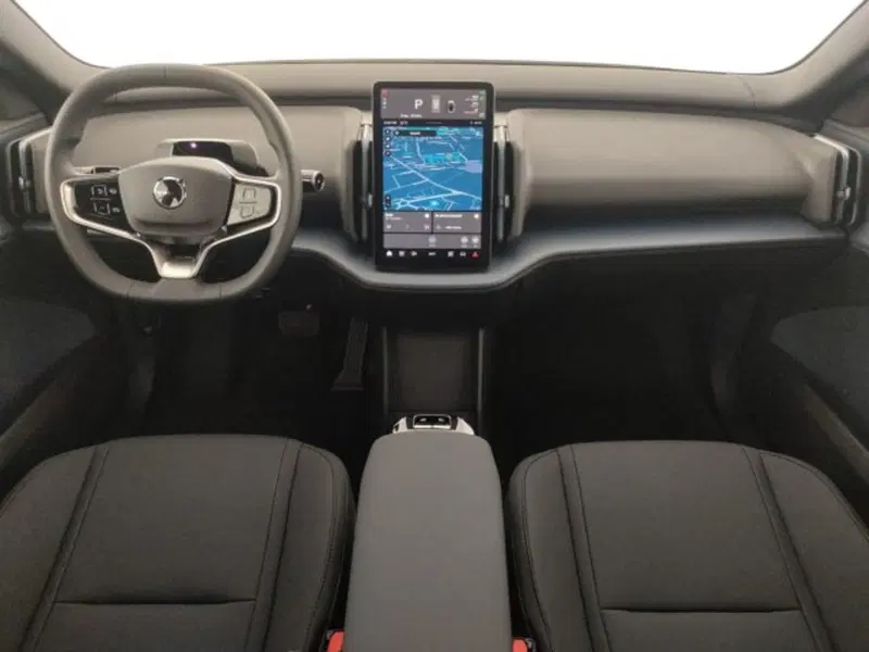 Volvo EX30 nuova a Modena (13)