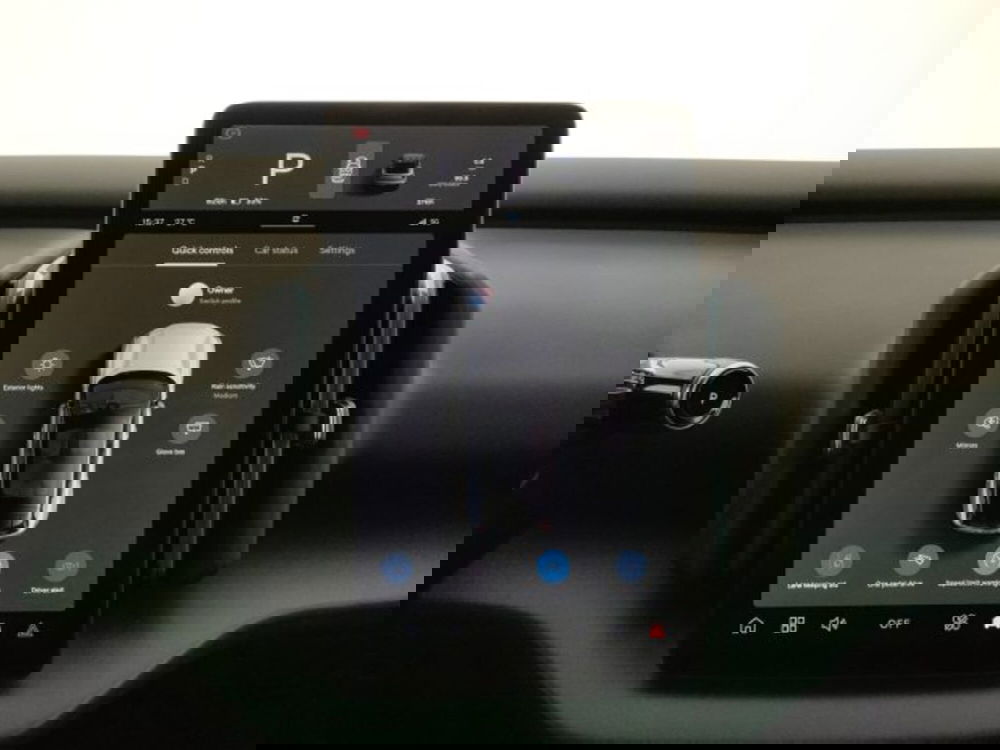 Volvo EX30 nuova a Modena (17)