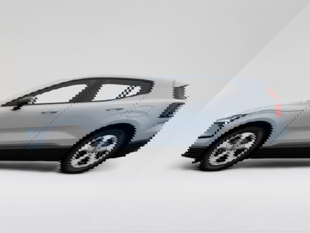 Volvo EX30 nuova a Modena (3)