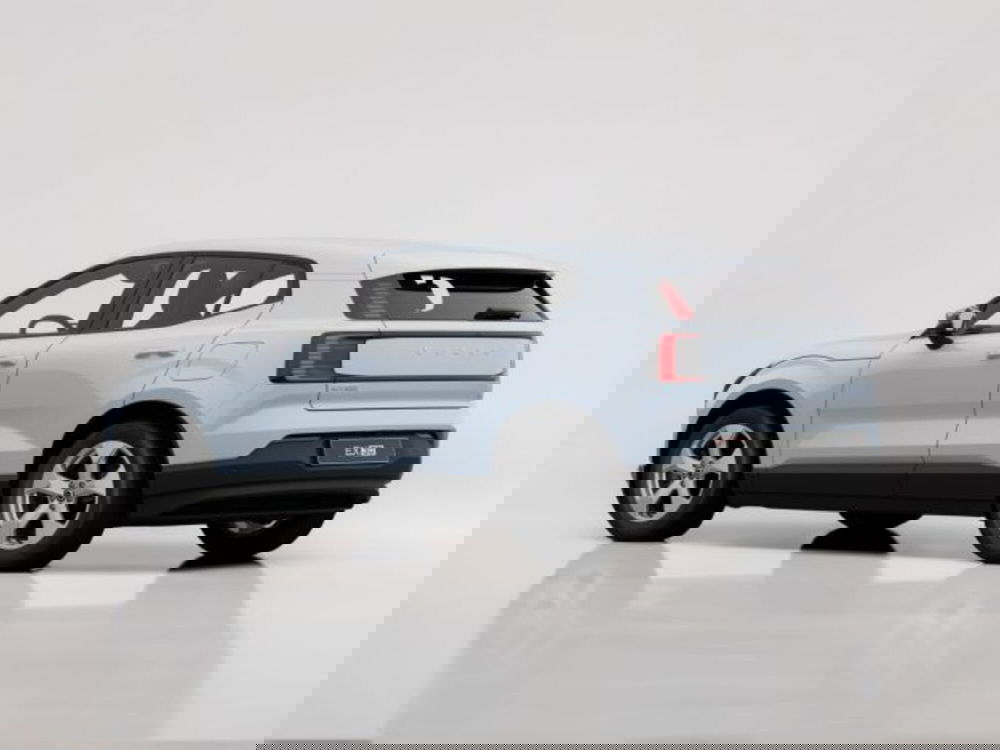 Volvo EX30 nuova a Modena (4)